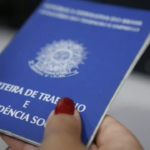Dólar aprofunda queda após Fed e à espera de Copom; bolsa sobe