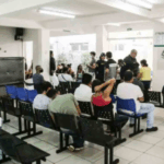 Homem é assassinado com vários tiros dentro de mercado e mulheres ficam feridas em MS