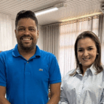 Mulher tem vídeos e fotos íntimas vazadas no grupo da firma em Campo Grande