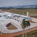 Idosa esquece celular desbloqueado em festa e tem conta “zerada” na capital