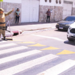 Motorista é preso com 182 quilos de cocaína em compartimento secreto durante vistoria em Corumbá
