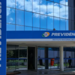 Economia cresce 0,7% em maio, puxada por consumo das famílias, diz FGV